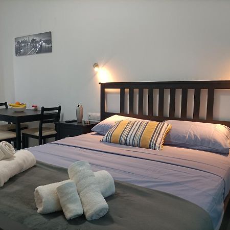 City Adventures Apartment Атина Екстериор снимка