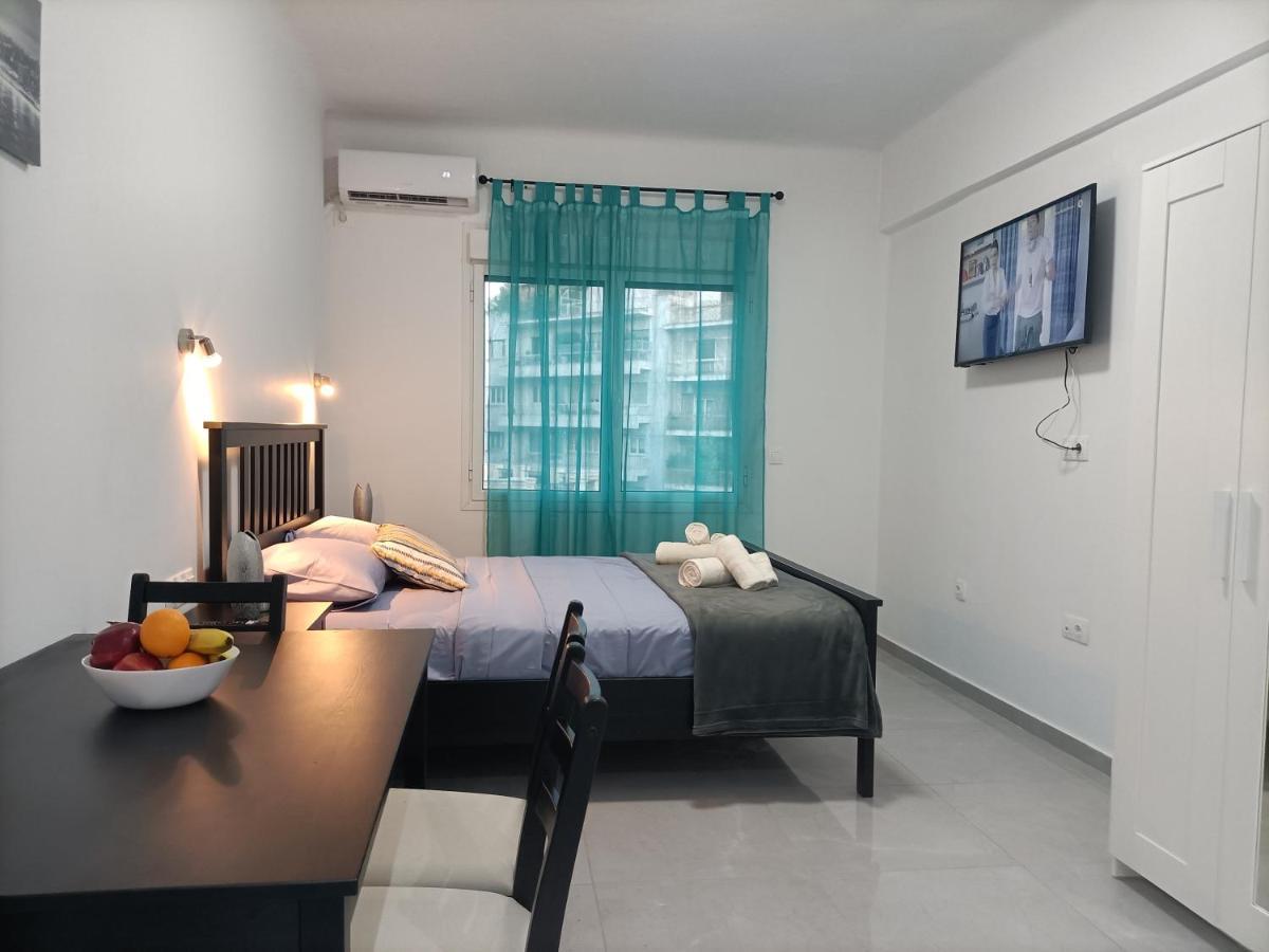 City Adventures Apartment Атина Екстериор снимка