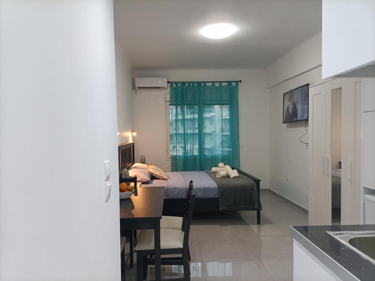 City Adventures Apartment Атина Екстериор снимка